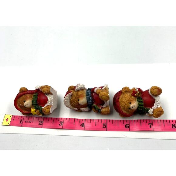 Adorable Mini Christmas Winter Teddy Bears Figurines Resin Y2K Star Bell Wreath - Picture 2 of 6